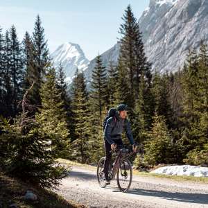 VELO A ASSISTANCE ELECTRIQUE REVOLT E+ – Image 10