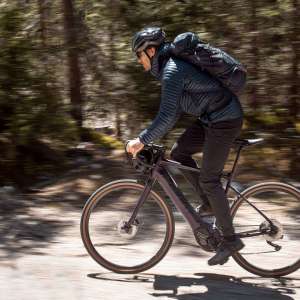 VELO A ASSISTANCE ELECTRIQUE REVOLT E+ – Image 9