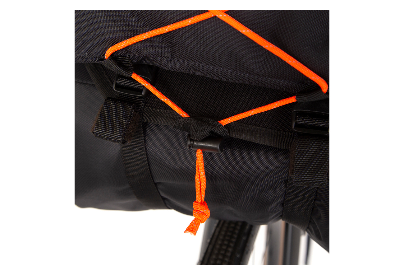 SACOCHE DE GUIDON RESTRAP BAR BAG HOLSTER AVEC SAC ÉTANCHE / 14 + 3 L / NOIR ORANGE – Image 3