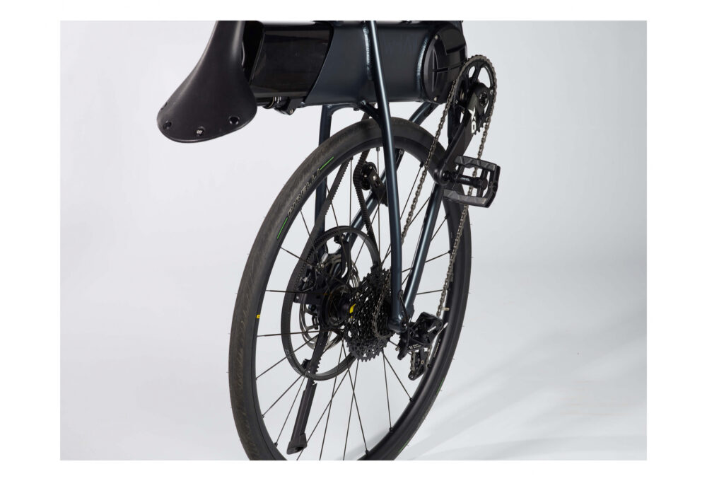 Vélo électrique hybride urbain Whatt TTMessenger Noir Jaune 2022 – Image 9